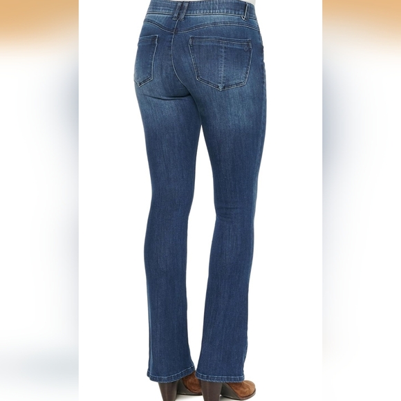 NWT Democracy Itty Bitty Bootcut Women's Jeans Size 6 - Picture 2 of 10